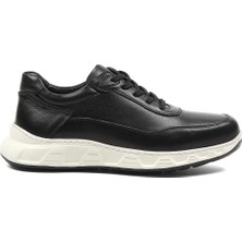 Celal Gültekin Erkek Siyah Bağcıklı Kalın Tabanlı Sneaker