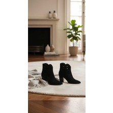 Vess Moda Lazer Desenli Kesim Süet Bot Siyah