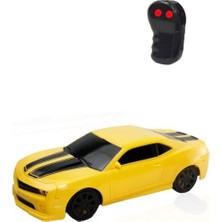 Craftivio Uzaktan Kumandalı Araba 1:24 Ölçek Yarı Fonksiyonlu Ileri Geri Hareketli Oyuncak Spor Araba