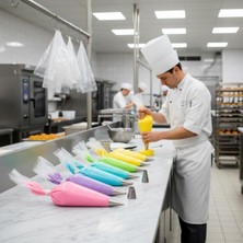 Esmo Home 50 Adet Tek Kullanımlık Krema Sıkma Torbası – 30 cm Şeffaf Pasta ve Kek Süsleme Poşeti – Patlamaz ve Kaymaz Yapılı Profesyonel Şanti Torbası – Mutfak Dekorasyon Seti