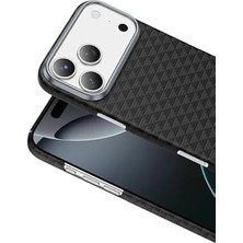 Esmo Home - 17 Pro Max ile Uyumlu Kılıf ile Uyumlu Şarjlı Süper Ince Aramid Karbon Fiber Paris Desen Kevlar Kapak