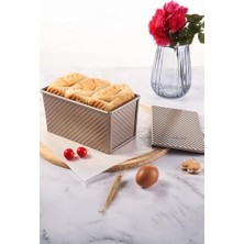 Esmo Home Karbon Çelik 450 gr Oluklu Baton Tost Ekmek Kalıbı (19,5X10X11 Cm) CIN804RS