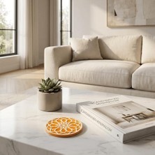 Esmo Home Saul El Yapımı Premium Seramik Bardak Altlığı | Özel Kabartmalı Selçuklu Motifi | Otantik Bal Köpüğü (Hardal) Rengi | Dekoratif & Isıya Dayanıklı Sunum Altlığı