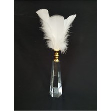 Özgürce Beyaz Tüy Gold Ağız Cam Dekor, Şık ve Zarif Tasarım ile Evinizi Güzelleştirir