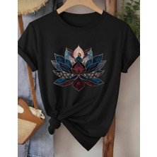Nıgrum Pardus Yeni Sezon Yuvarlak Yaka Lotus Çiçeği Baskılı %100 Pamuk Battal Kadın T-Shirt