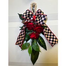 Özgürce Kareli Kurdeleli Damalı Fiyonk ve Boncuklu Kapı Süsü