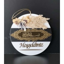 Özgürce Hoşgeldiniz Yazısı, Dekoratif Ahşap Kapı Süsü, Sıcak Karşılama Teması
