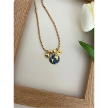 Nergis Collection Kadın Gold Koyu Mavi Dünya Charmlı Harfli Kolye Tüm Harfler Mevcuttur