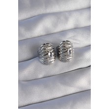 Uravas Store Pirinç Gümüş Renk Tırtıklı Minimal Bombeli Tasarım Küpe