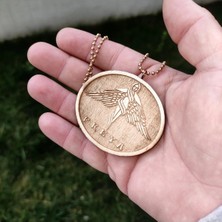Tamgacrafts Freya Bereket Aşk Kanatlı Kadın Tanrıça Ahşap Kolye Ucu Rölyef El Yapımı Huş Ahşap 6 cm