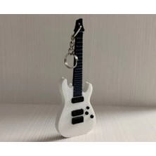 Özgürce Iki Adet Gitar Figürlü Anahtarlık, Müzik Severlere Özel Dekoratif Hediye