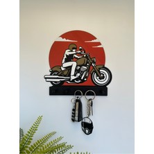 Özgürce 3D Motorcu Anahtar Askılığı, Şık ve Eğlenceli Dekoratif Hediye