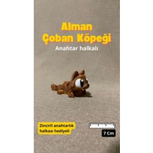 Özgürce Hareketli Alman Çoban Köpeği Figürü Anahtarlık, Dekoratif 7 cm