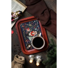 Özgürce Nutcracker Desenli Metal Tepsi, 23X31 Cm, Şık Sunum ve Servis Için Ideal