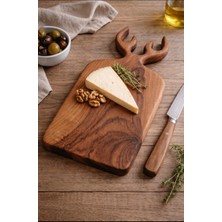 Özgürce El Yapımı Ceviz Ağacı Geyik Saplı Kesme ve Sunum Tahtası 17X35 cm