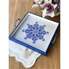 Özgürce Mavi Flor Ahşap Kare Tepsi, Şık ve Dayanıklı Sunum Aksesuarı