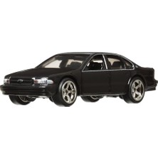 Mattel Hotwheels Hot Wheels Premium Boulevard '96 Chevy Impala Ss HKF20