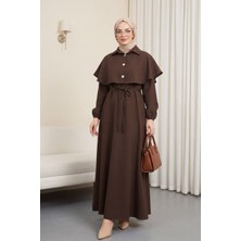 Moda Morfo Yakalı Pelerin Detaylı Kemerli Kolu Lastikli Krep Elbise -Kahve