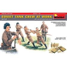 Miniart 35153 – Soviet Tank Crew At Work Special Edition
