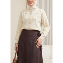 Moda Morfo Serpme Çiçek Nakışlı Düğmeli Oversize Triko Hırka -Krem
