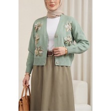 Moda Morfo Önü Pul ve Çiçek Detaylı Düğmeli Triko Hırka  -Su Yeşili