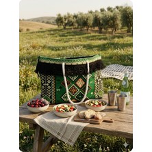 Ayder Online Satış Piknik Keyfinin En Şık Hali: Vintage Kilim Desenli Çanta