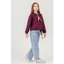 Fular Detaylı Sweatshirt, Kot Pantolon Takım