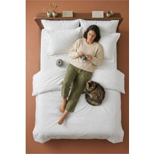 Nesco Beyaz King Boy %100 Pamuk Nevresim Takımı 220X240 Nevresim 180X200 Çarşaf 4 Yastık Kılıfı