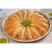 Kayra Export Antep Fıstıklı Havuç Dilim Baklava – Taze Günlük Üretim (250G / 500G / 1kg / 1500G Seçenekli)