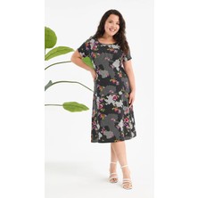 Madwilo Kadın Siyah Beyaz Floral Petek Desen Büyük Beden Esnek Midi Elbise