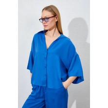 Manche Oversize Kesim, Dökümlü Yapıda Gömlek. Hafif Kumaşlı - Indigo | MKES169943-1