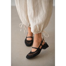 Selin Shoes Delis Örgü ve Bilek Ayarlanabilir Toka Detay Kalın Topuk Kadın Sandalet- Siyah