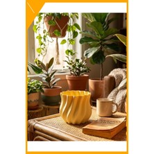 Esplendor Sarı Kıvrımlı Dekoratif Vazo Modern Tasarım 3D Dalgalı Form