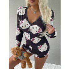 Shocks Önü Düğmeli Şortlu Hello Kitty Desen Detaylı Şirin Tulum Pijama