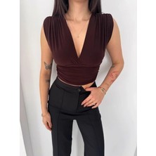 Çamaşır Kenti Vatkalı Kolsuz V Yaka Drapeli Crop Bluz Likralı Fit