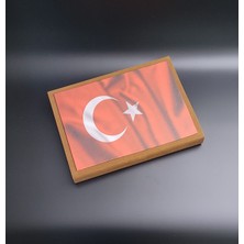 Özbience Türk Bayraklı Kadife Kitap Çikolata Kutusu, Zarif ve Şık Tasarım