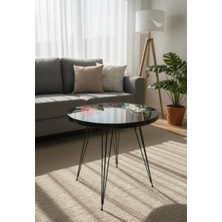Calla Lily Rüyası: Siyah Calla Lily ve Altın Epoksi Sehpa