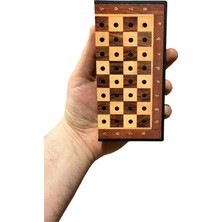 Gift Home Gifthome Pocket Serisi Küçük Boy Black Ceviz Desenli Kutulu Klasik Satranç Takımı (13,5 x 13,5 Cm.)