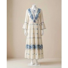 SLK Krem-Mavi Işlemeli Maxi Elbise — Boho Nakışlı, Püsküllü Bağcık