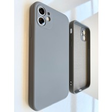More Gsm iPhone 11 Uyumlu Logosuz Köseli Kalıp 12 Görünümlü Lansman Içi Süet Silikon Kılıf