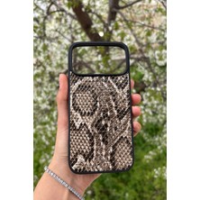 Glazef iPhone 17 Pro Max Yılan Desenli Kabartma Dokulu Kılıf