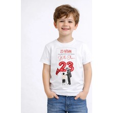 23 Nisan Baskı Temalı %100 Pamuk Tişört\t-Shirt