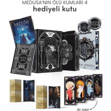 Medusa'nın Ölü Kumları 4 - Hediyeli Tekli Kutu (Yan Boyamalı) (Ciltli)