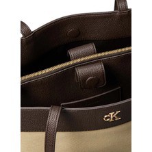 Calvin Klein Açık Bej Kadın El Çantası LV04F3503GXSJ
