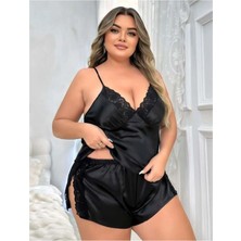 Amora Secret  Büyük Beden Siyah Yırtmaç Dantel Işlemeli Saten Şortlu Takım