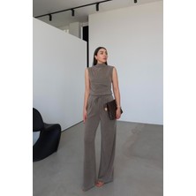 Özge Özgenç Dik Yaka Modal Bluz Pantolon Takım