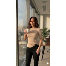 LUFTHİMM Kadın    Bel     Detaylı    Sandy    Kısa    Kollu   Bluz