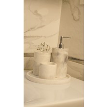 Beyaz Mermer Desenli 5'li Mumlu Banyo Seti - Gümüş Renk Pompa ve Toka