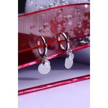 Innuendo Jewelry 925 Ayar Gümüş Minimal Taş Detaylı Sallantılı Kadın Küpe