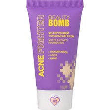 Beauty Bomb Matte Acne Fighter Fondöten 02